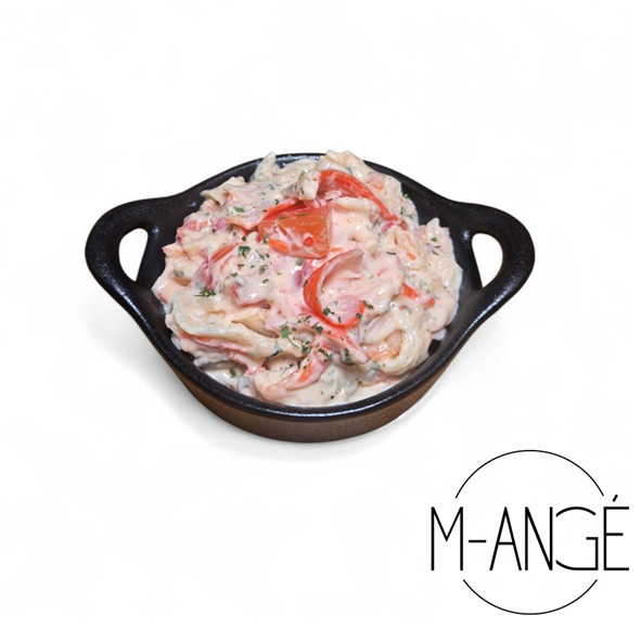 Zoet pikante krabsalade papaya